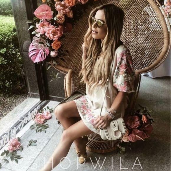 Embroidered Floral Puff Sleeve Boho Dress Cream - Picture 2 of 7